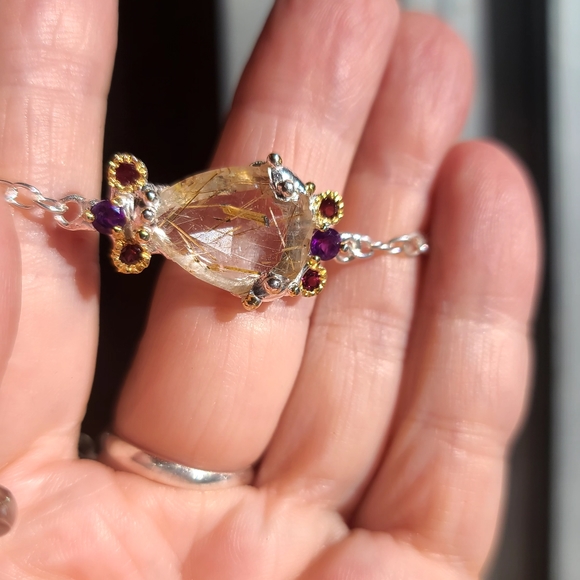 Golden rutilated Quartz Amethyst &Garnet bracelet STUNNING! - Picture 5 of 8